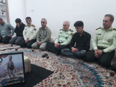 دیدار فرمانده یگان سازمان حفاظت محیط‌زیست با خانواه محیط‌بان شهید شهمرادی